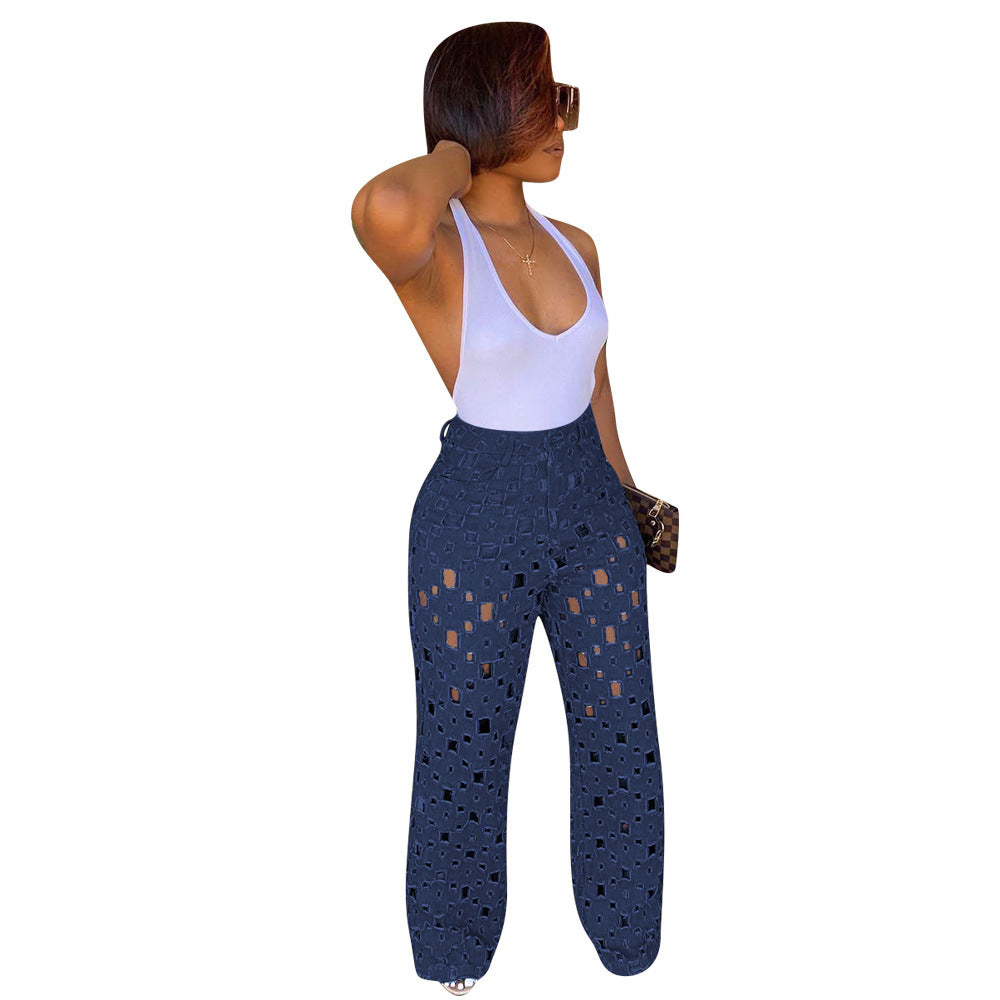 Ripped denim pants (Pantalons jeans déchirés)