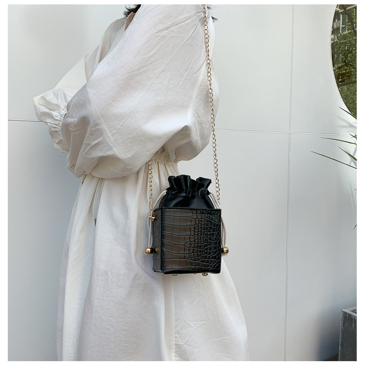 All-match pattern chain crossbody bag