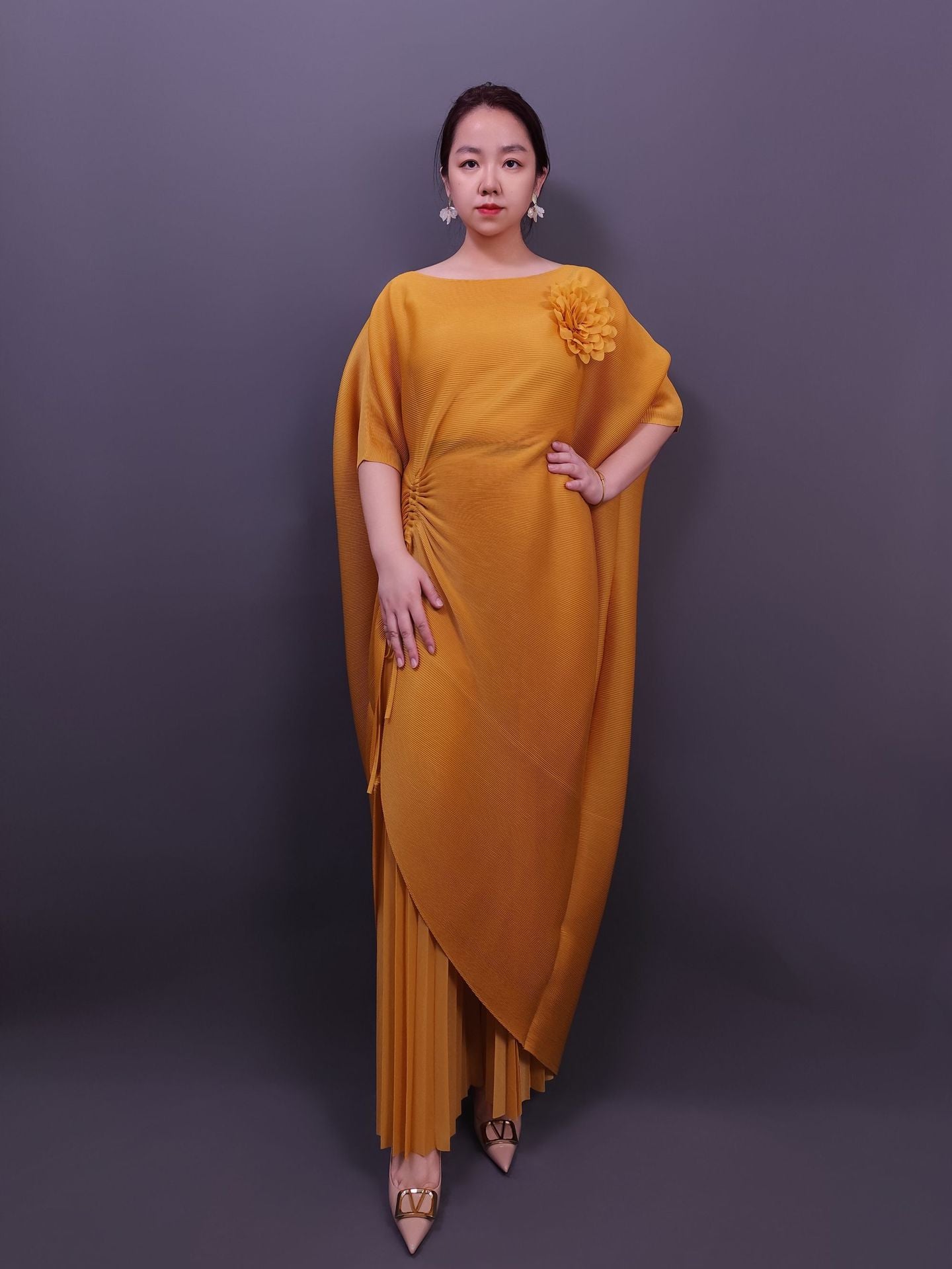 Solid Color Bat Sleeve Loose Drawstring Fashion Slimming