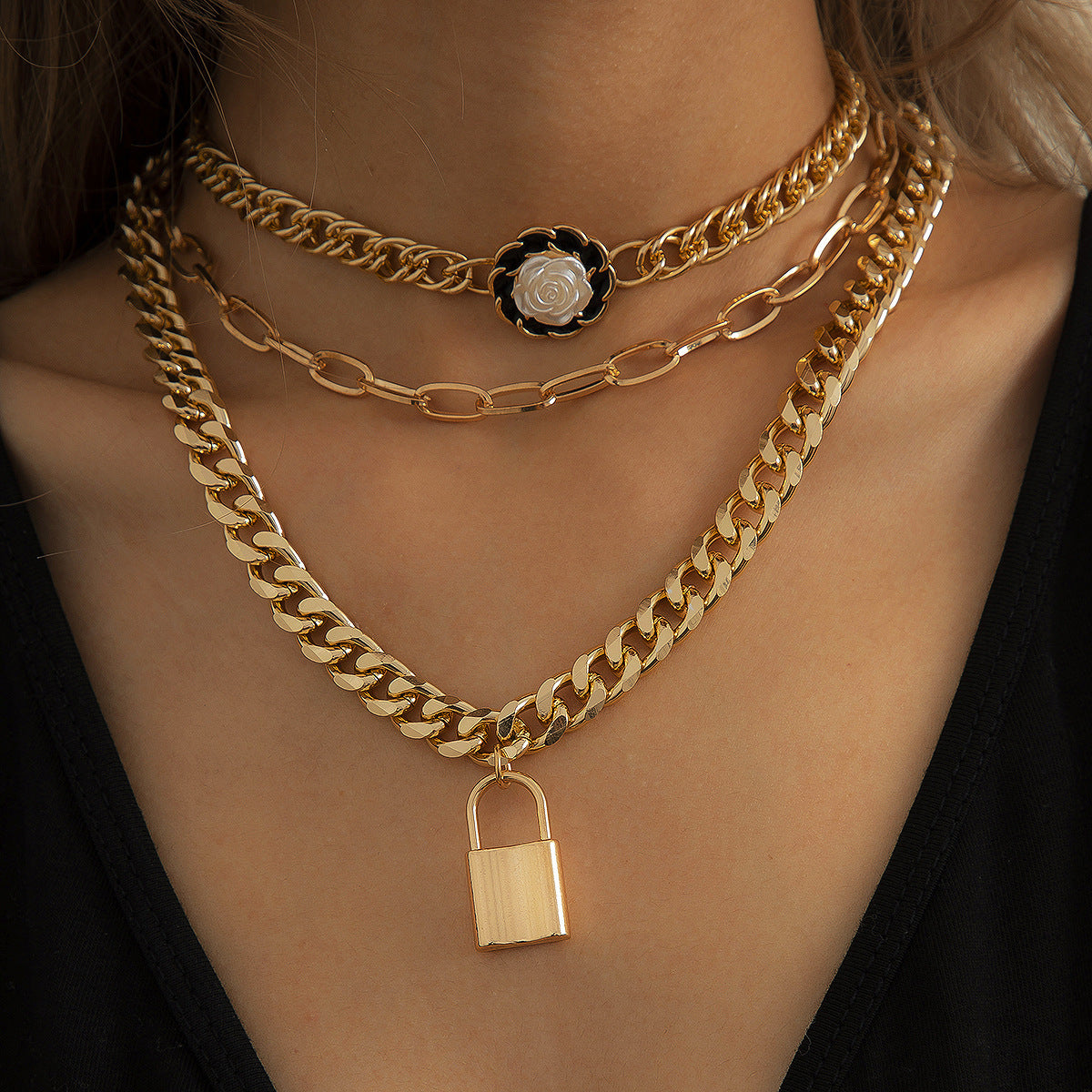 Trend Fashion Cross Hollow Lock Neck Chain