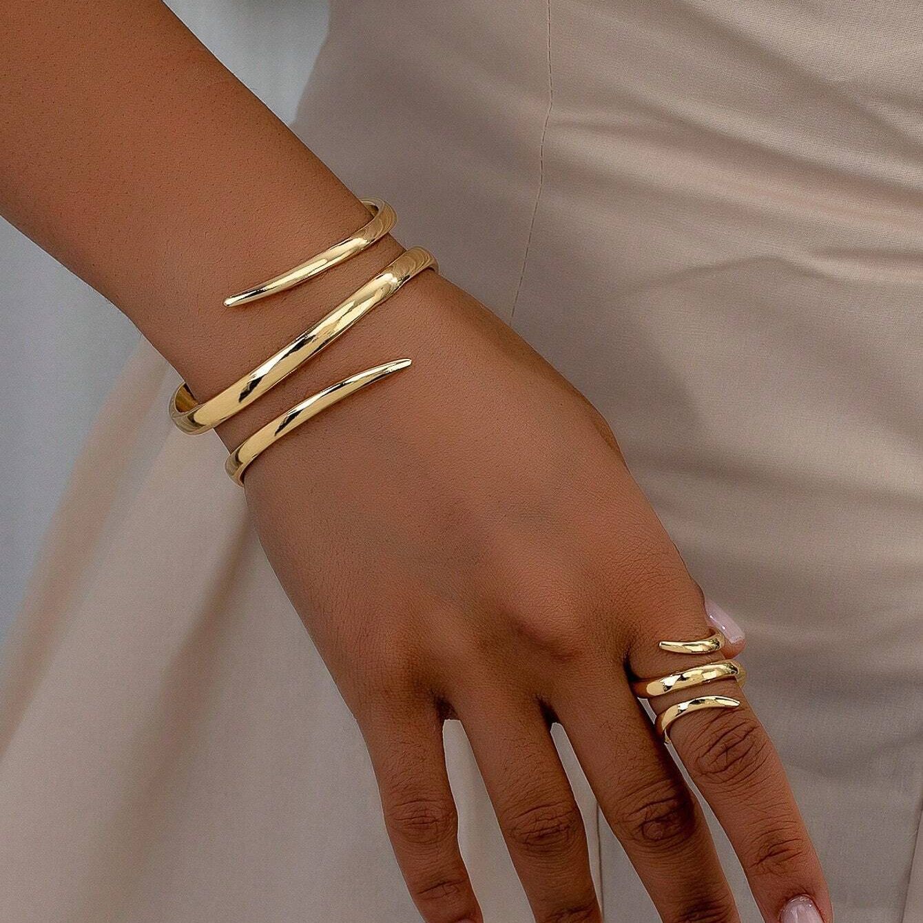 Hollow Water Drops Line Open Ring Fashion Simple