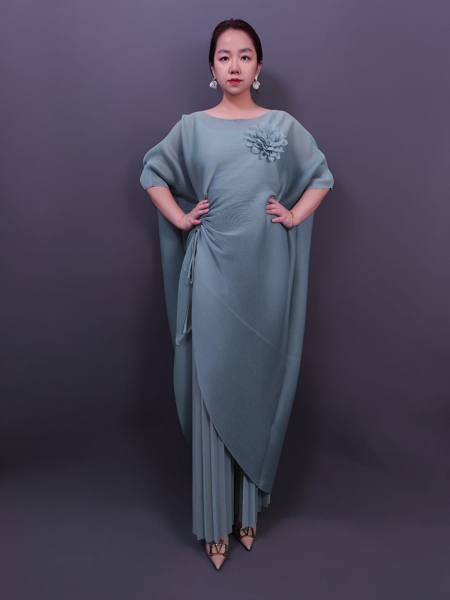 Solid Color Bat Sleeve Loose Drawstring Fashion Slimming