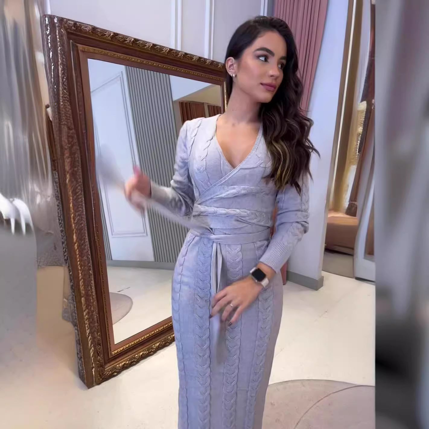 Women's Tops And Sheath-style Slim-fit Dresses