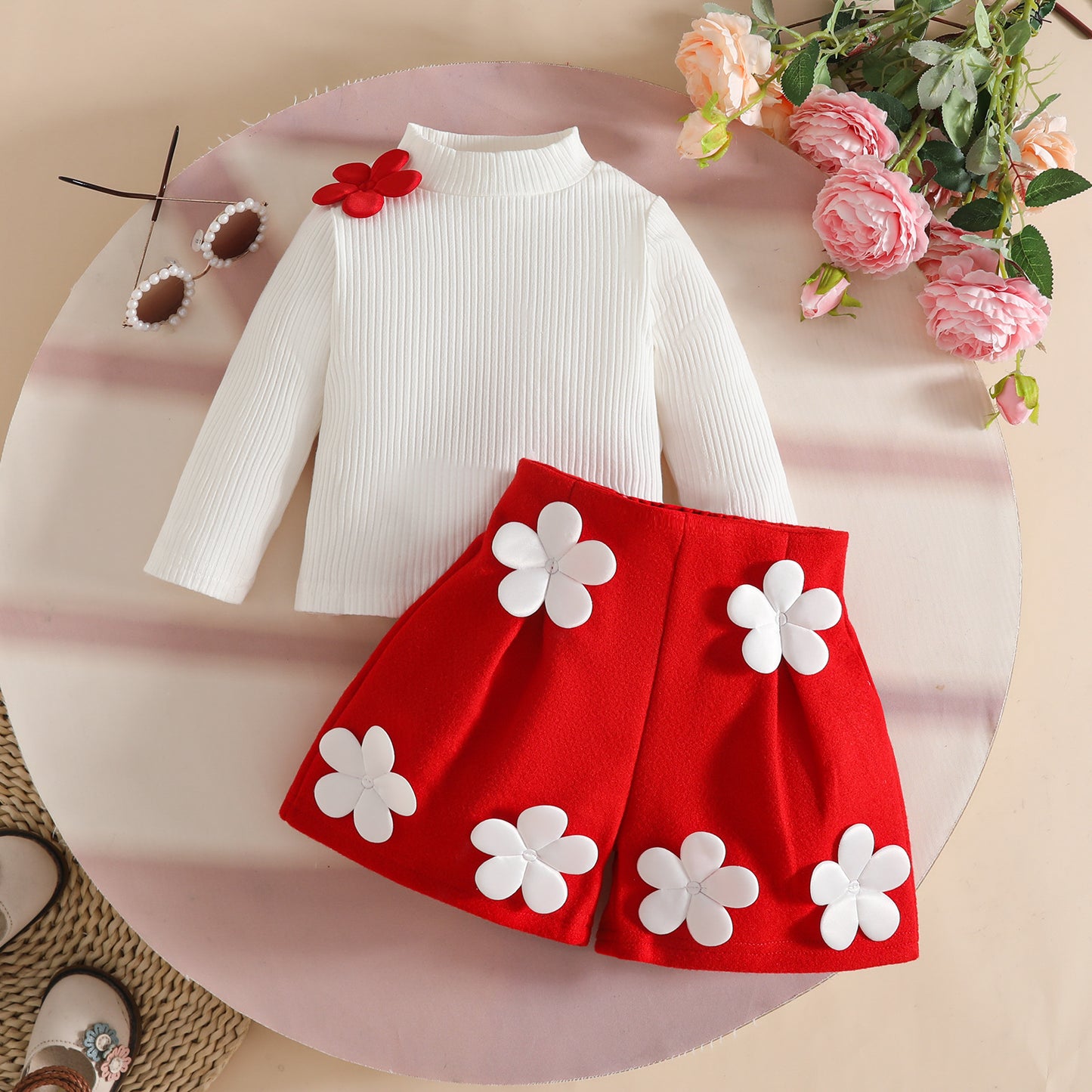 Tops Woolen Fabrics Applique Shorts Set