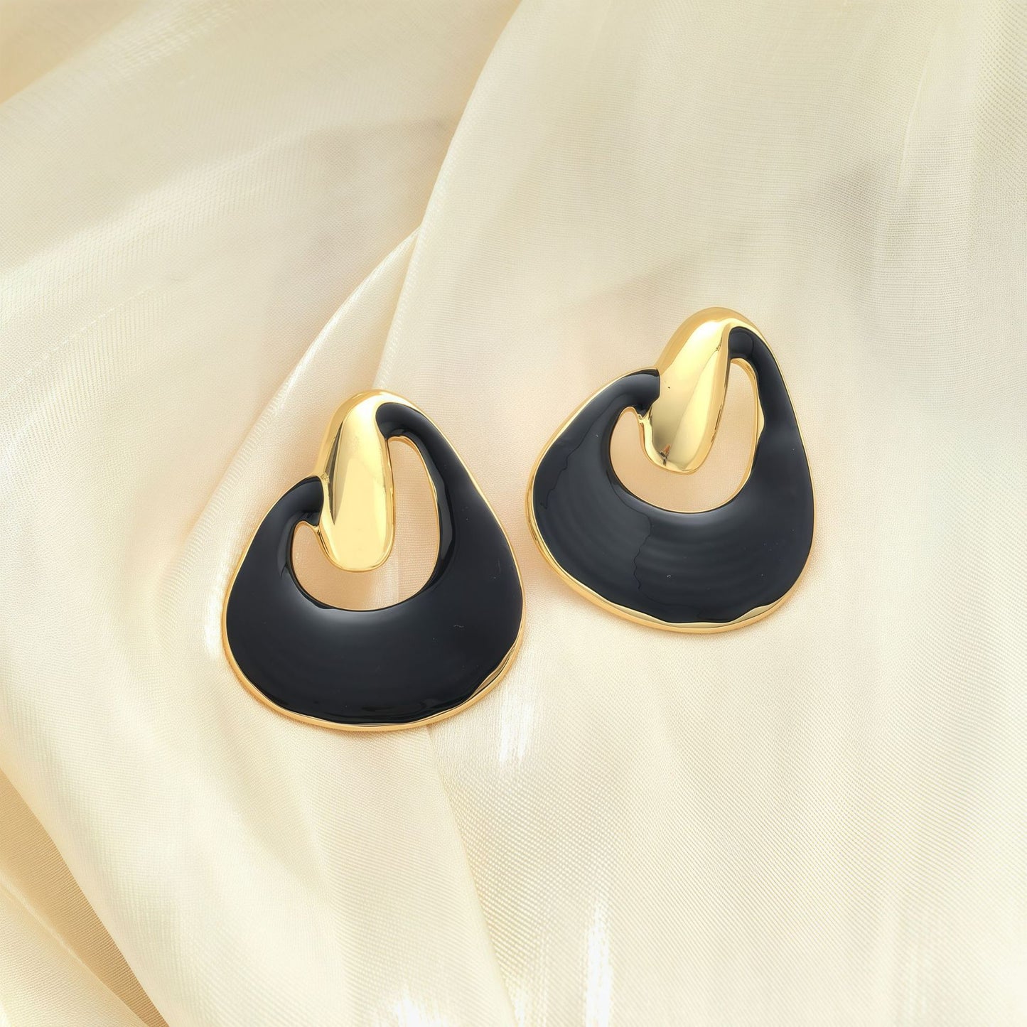 Retro Stainless Steel Color-Lasting Earrings For Women