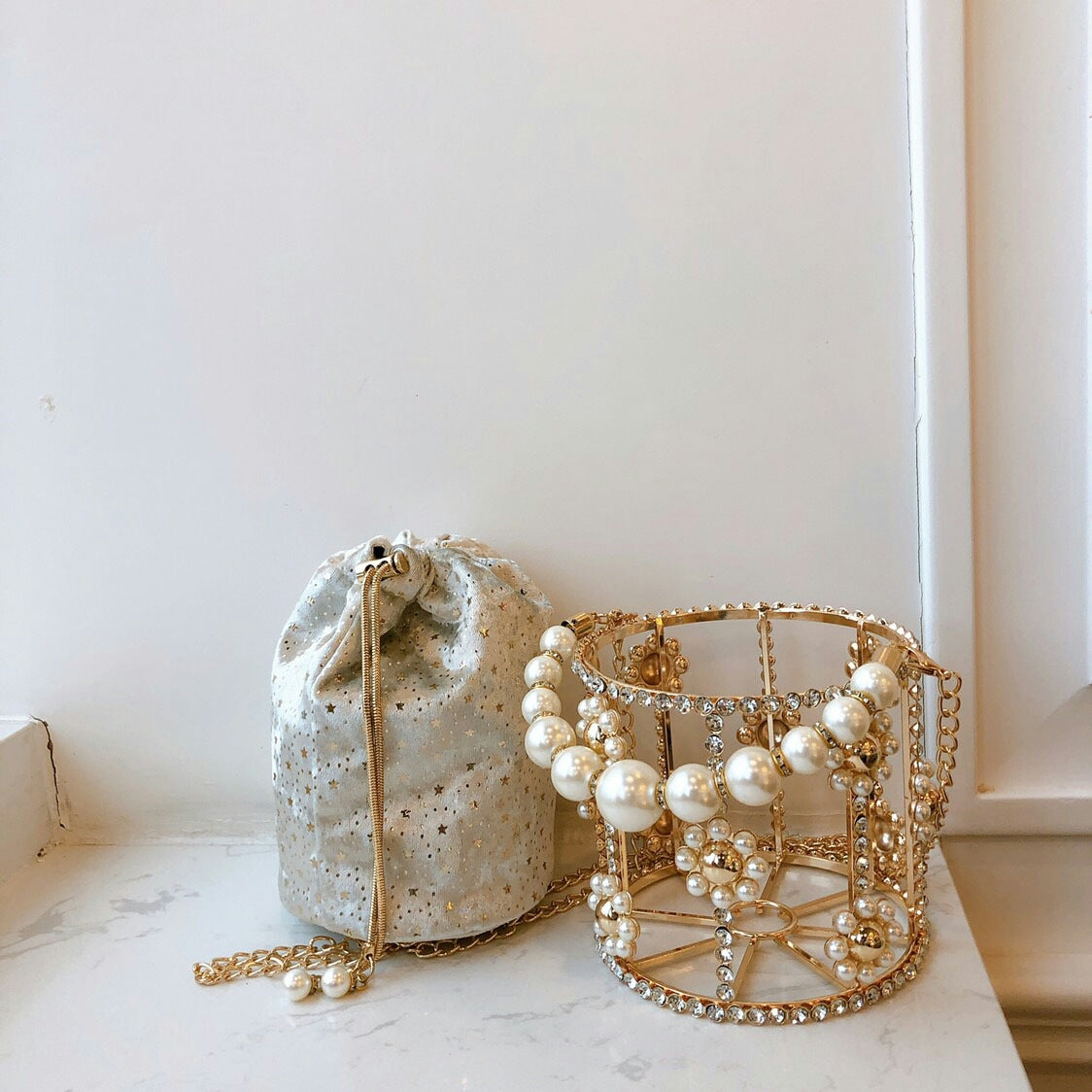 Women's Handmade Pearl Flower Rhinestone Bag