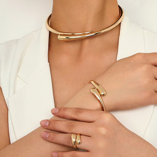 Fashion Simple Heavy Metal Graceful Geometric Ring Glossy Women's Collar Bracelet Ring Jewelry Suit